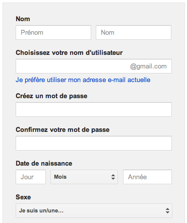 Exemple de formulaire avec libellés au-dessus des champs : Google
