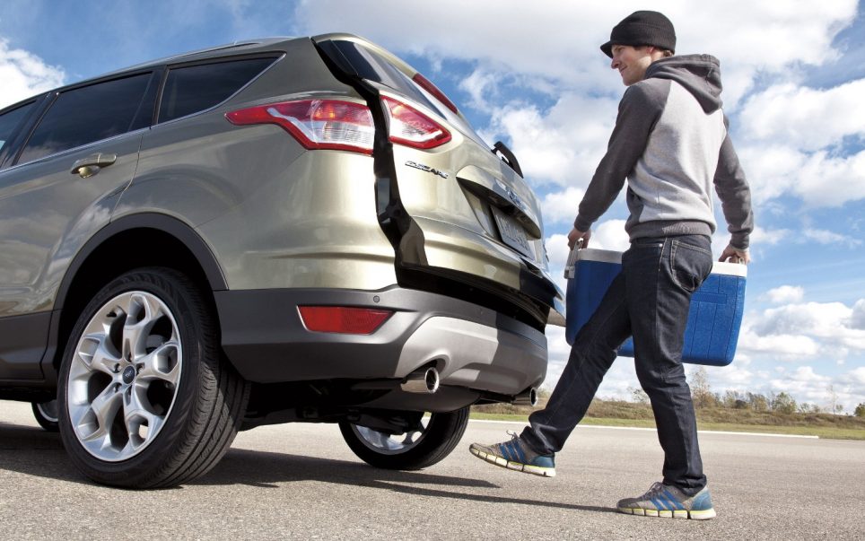 L’interface invisible ”NoUI” : exemple avec l'ouverture coffre avec le pied Ford Kuga