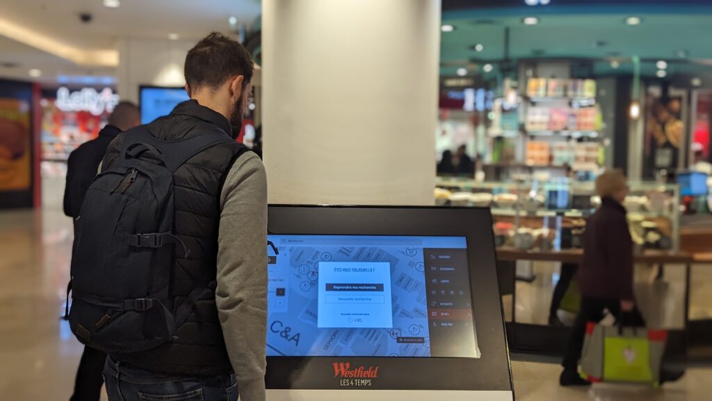 Photographie des observations réalisées dans un centre commercial Westfield.